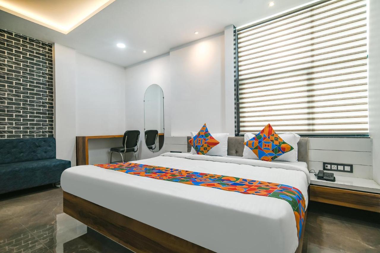 Fabhotel Stay Well 인도르 외부 사진